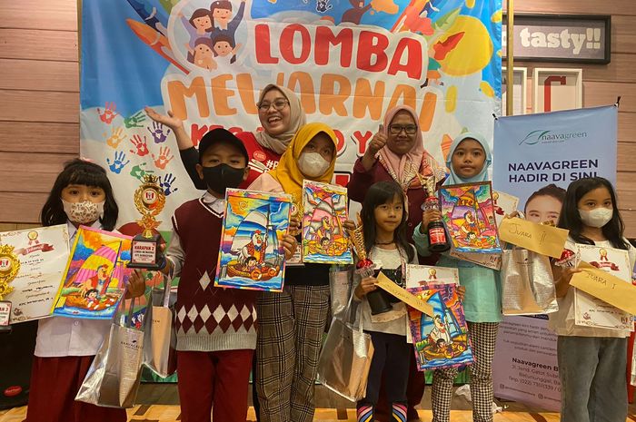 KFC Indonesia dan Majalah Bobo menggelar lomba mewarnai tingkat nasional.
