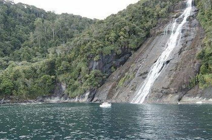 910 Koleksi Kisah Hantu Air Terjun Terbaru