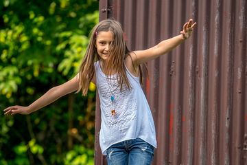 Apa Hubungan Antara Telinga Dan Keseimbangan Tubuh Ya Akubacaakutahu Semua Halaman Bobo