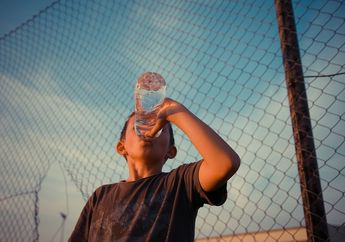 Suhu Panas di Indonesia Bisa Sebabkan Heat Stroke, Ini Cara Mencegahnya