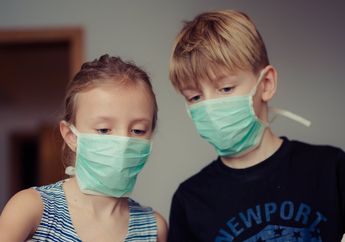 Bukan Hanya saat Memakai, Membuang Masker Juga Ada Aturannya