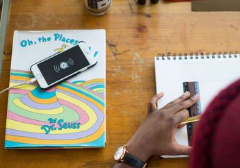 Hindari 5 Kebiasaan Ini Jika Tidak Ingin Smartphone Lekas Rusak