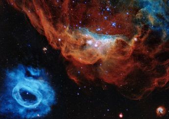 Foto Terumbu Kosmik Dalam Rangka Perayaan 30 Tahun Teleskop Hubble