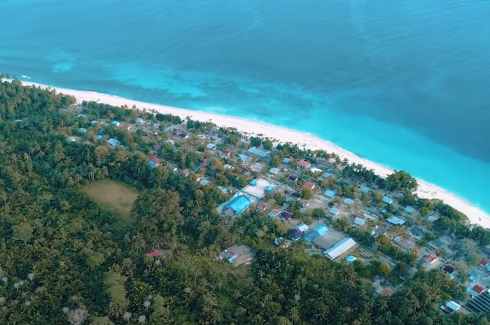 Salah satu dari delapan pulau terluar Indonesia dalam ekspedisi manggala