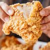 Dibocorkan Mantan Pegawai KFC, Ternyata 1 Tepung Ini Jadi Rahasia Ayam Goreng Tepung Bisa Garing Seharian Walau Sudah Dingin