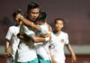 Final Piala AFF U-16 2022 - Nabil Asyura Dikepung Lima Pemain Vietnam dalam Perebutan Gelar Top Skor
