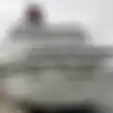 Kehilangan Kendali, Kapal Pesiar Tabrak Dermaga dan Buat Wisatawan Panik Berlarian, Videonya Viral