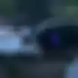 Video Evakuasi Mobil Berlampu Strobo Biru yang Nyaris Masuk Sungai, Pengemudinya Pun Kabur