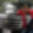 Geger Pelawak Doyok Pamer Foto Depan Mobil Milyaran Rupiah, Oalaah Ternyata Aji Mumpung