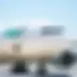 Persis Adegan Film: Terjadi Turbulensi, Penumpang dan Barang-barang Terpental dalam Kabin, Pesawat Mendadak Anjlok 300 Meter