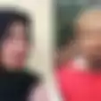 Menjerit Nangis Suami Dituntut Penjara Seumur Hidup, Istri Zul Zivilia Kini Terpaksa Panas-panasan Jual Kain Demi Nafkahi Anak