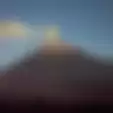 Foto Gunung Semeru Sebelum Meletus Tertangkap Netizen di Google Maps