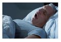 Dads Sering Tidur Mangap? Moms Bisa Bantu Kendalikan dengan Cara Ini