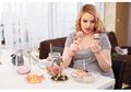 Bingung Hadapi Istri yang Ngidam Aneh? Lakukan Hal Ini, Terutama No 5!