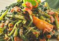 Menggoda Selera! Yuk Moms Buat Sendiri Menu Sedap Plecing Kangkung