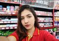 Erlina Billa, Kasir Minimarket Cantik yang Kini Jadi Selebgram