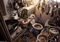 Sulit untuk Bernapas hingga Toilet dan Dapur Menyatu, Inilah Potret Miris dan Beratnya Kehidupan Warga Hong Kong yang Tinggal di Apartemen Kumuh