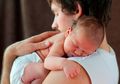 5 Hal Ini Harus Dihindari Saat Merawat Bayi di Bawah 6 Bulan