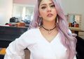 Marah Pada Asisten Ayu Ting Ting Karena Wig Ketumpahan Kolak, Ternyata Begini Perjuangan Jenita Janet Hingga Bisa Beli Wig