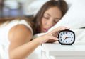 Jangan Bawa 3 Benda Ini ke Kamar Tidur Jika Tak Ingin Telat Sahur