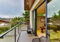 Begini Langkah Mudah Buang Genangan Air di Balkon Rumah Kita