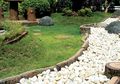 Yuk, Ikuti Langkah Jitu Memasang Batu Koral untuk Jalan Setapak