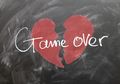 Ini Dia 7 Penyebab Kamu Susah Move On dari Mantan Pacar