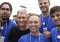 Tak Perlu Gelar Sarjana, Ini Syarat Bekerja di Apple dan Google