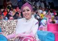 Glamour di Panggung, Lihat Soimah Saat Masak Untuk Anak, Gayanya Bikin Pangling!