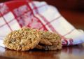 Tak Perlu Beli, Yuk Buat Sendiri Biskuit Oatmeal Kismis yang Kaya Manfaat Ini