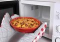 Salah Satunya Bisa Bikin Jari Terbakar, Jangan Sekali-kali Panaskan 12 Benda Ini di Microwave!