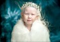 Dijuluki ‘Putri Salju’, Inilah Nariyana, Gadis Albino yang Curi Perhatian Dunia Modeling