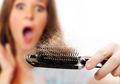 Miliki Masalah Rambut Rontok? Jangan Khawatir, yuk Simak Tips Cari Sampo yang Sesuai dengan Tipe Rambutmu