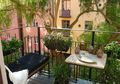 6 Tips Terapkan Ide Renovasi Balkon Apartemen, Agar Lebih Hijau