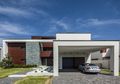 Agar Carport Sesuai dengan Fasad, Yuk Kita Perhatikan Tips Ini!