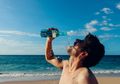 Harus Catet! Ini Dia Waktu di Mana Kamu Wajib Minum Air Putih