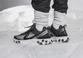 Nike Luncurkan Sneaker Transparan Bernama 'Nike React Element 87'