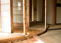 Rumah Tua yang Direnovasi di Jepang Ini Bisa Berputar 360 Derajat Loh!