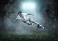 Mengapa Pemain Sepak Bola Meludahkan Minumannya? Ini Penjelasannya