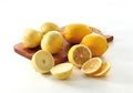Minum Air Lemon Setiap Pagi Selama Satu Minggu, Seorang Wanita Rasakan Hal Tak Biasa dalam Tubuhnya