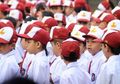 Punya Kekayaan 1.500 Triliun, Uang Saku Anaknya Hanya 25 ribu Per Hari! Warganet : "Beda Ama Anak Seleb Indo yang Uang Jajannya 10 Juta Sebulan!"