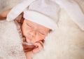 Membersihkan Telinga Bayi Baru Lahir, Ini Caranya yang Tepat