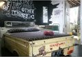 Hostel di Yogyakarta Ini Punya Konsep Nyeleneh Layaknya Gudang Mobil Bekas, Unik Banget!