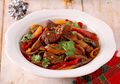 Sajikan dan Cicipi Daging Masak Cabai Ketumbar Ini, Pasti Ngangenin