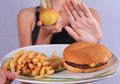 Ingin Berhenti Makan 'Junk Food'? Kenali 4 Tahapan Berikut Ini Agar Membantu Mewujudkan Keinginan Kita