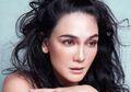 Disebut Perankan Suzzanna, Luna Maya Pamerkan Mata Melotot, Cantik atau Seram?