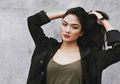 5 Fashion Edgy Ala Marion Jola yang Keren Banget. Bisa Ditiru Nih!