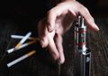 Ternyata Mengisap Rokok Elektrik Lebih Berbahaya dari yang Kita Bayangkan
