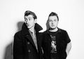 5 Lagu Favorit Menurut Alex Turner & Matt Helders dari Arctic Monkeys