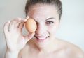 Cara Mengecilkan Pori-Pori Wajah dengan DIY Masker Putih Telur Anti Bau Amis
